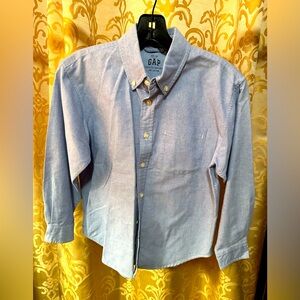 NWOT boy’s GAP oxford shirt.